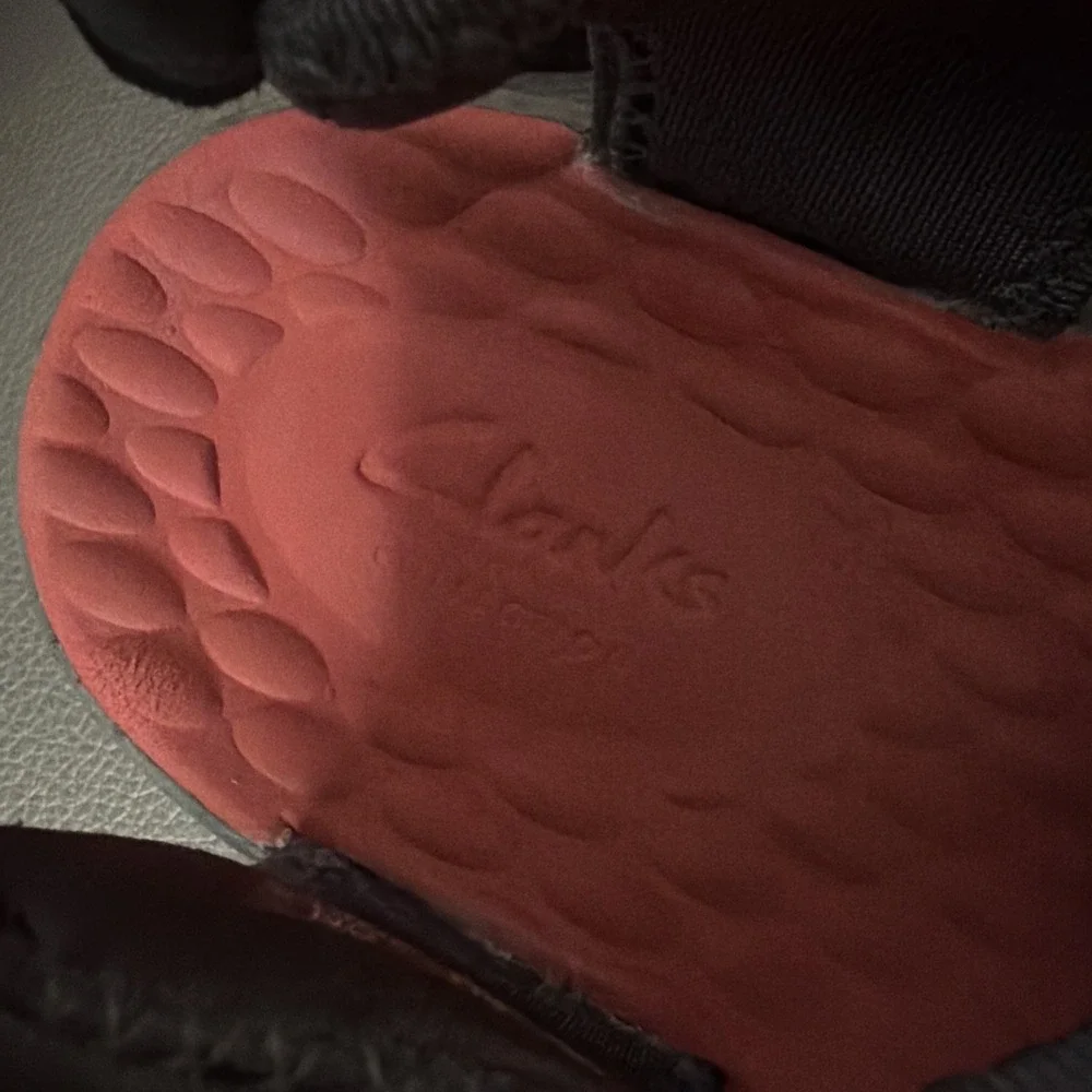 Clarks Tuvia Melon Fisherman Trail Sandals (26108429) Size: 9 Gray+pink Hiking